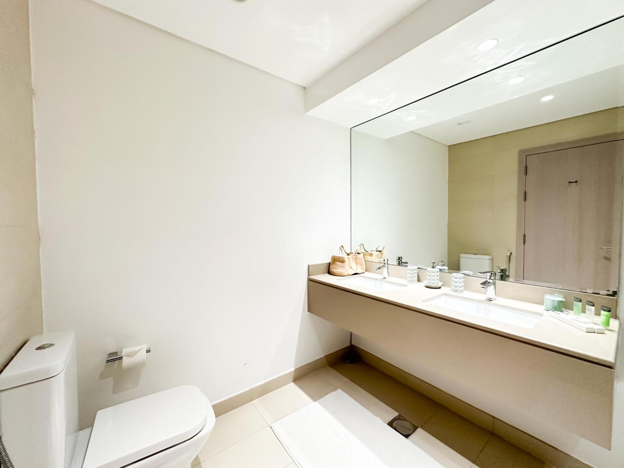 Appartement 3br Modern Getaway In Yas Island With Gym&pool 609we