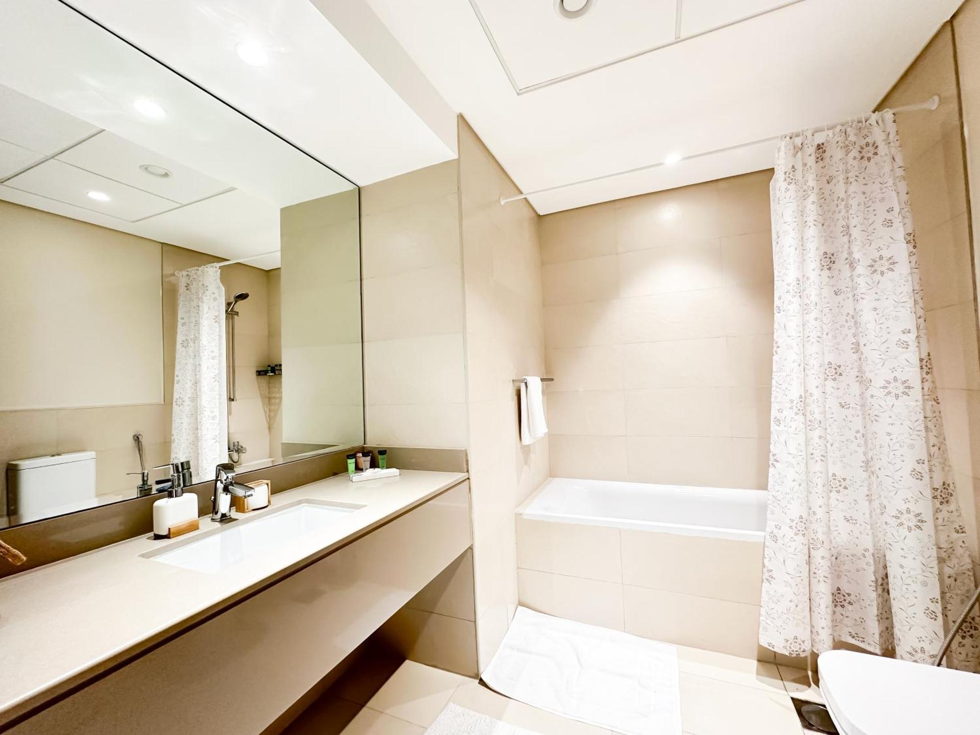 3br Modern Getaway In Yas Island With Gym&pool 609we Appartement