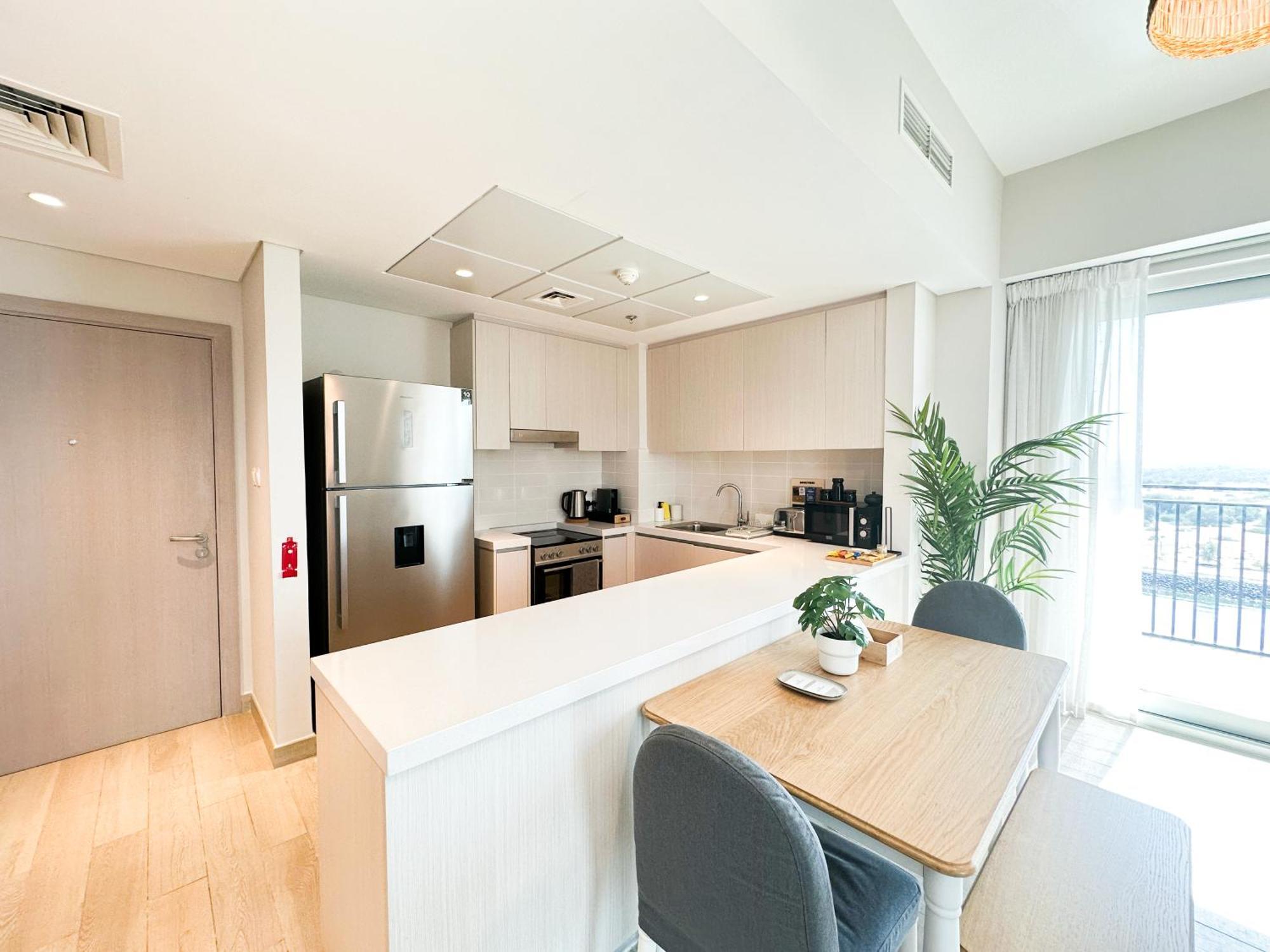 Appartement 3br Modern Getaway In Yas Island With Gym&pool 609we